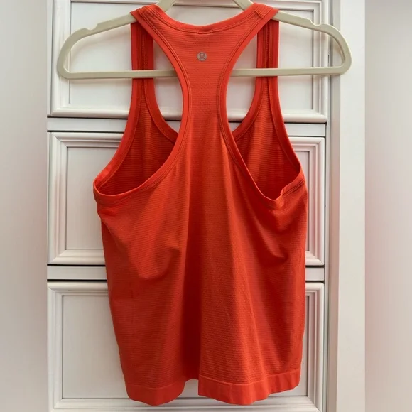 Lululemon Swiftly Tech racerback tank top, amazing orange color for fall! Size 6 - Picture 2 of 3